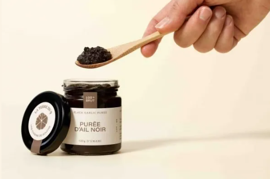 Purée d’ail noir